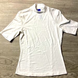 Kit and Ace mock neck Tshirt base layer